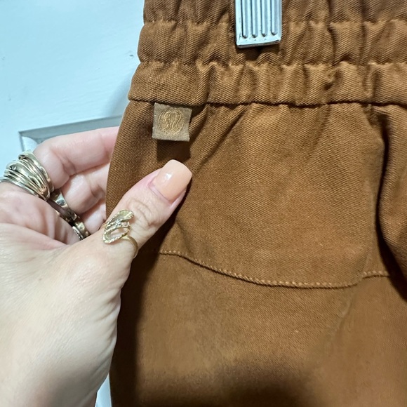 Lululemon Bowline Pants size Small Burnt Caramel Utiltech Khaki Flax EUC - Picture 6 of 8
